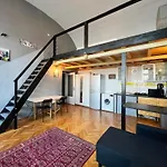 Twin Danube Lofts By Chain Bridge Budapest