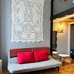 Twin Danube Lofts By Chain Bridge *