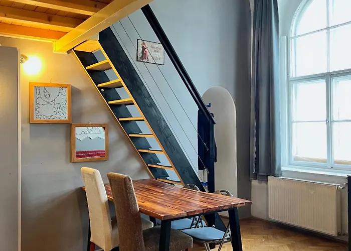 Twin Danube Lofts By Chain Bridge Lägenhet