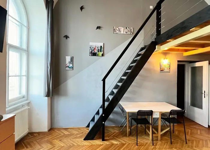 Twin Danube Lofts By Chain Bridge Lägenhet *