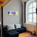 Apartment Twin Danube Lofts By Chain Bridge *