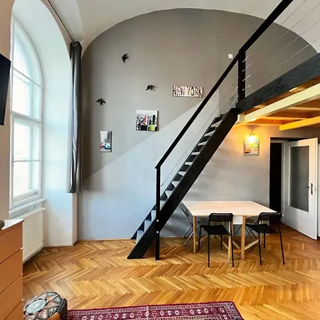 Twin Danube Lofts By Chain Bridge Apartamento *