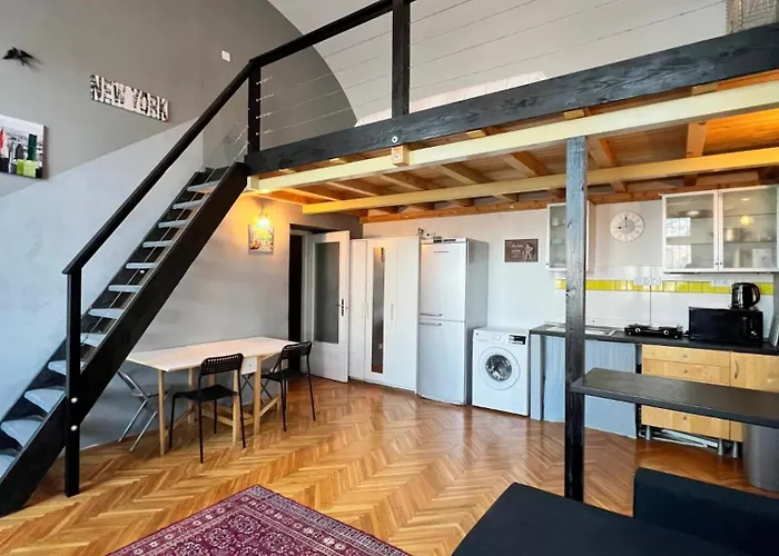 Twin Danube Lofts By Chain Bridge 布达佩斯