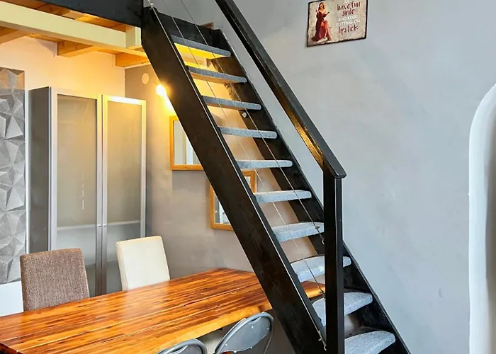 Twin Danube Lofts By Chain Bridge * 布达佩斯